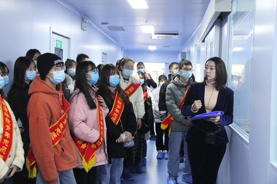 匯集愛心洪流 傳遞獻(xiàn)血理念——2020年安康學(xué)院學(xué)生參加血站開放日活動